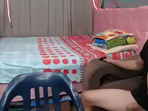 mom son dirty online show from 01-18-25, 03:49