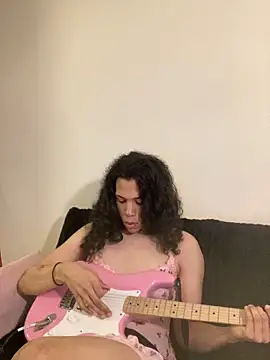 Snapshot of PeacockGoddess chatting on 10-12-25, 08:41 PeacockGoddess online show from 10-12-25, 08:41