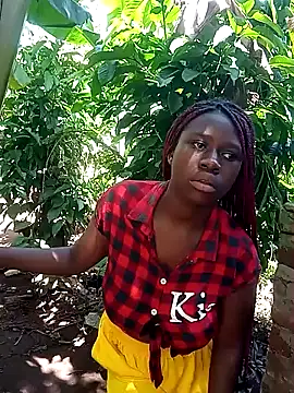 Snapshot of Black_juicy24 chatting on 01-05-25, 09:05 Black juicy24 online show from 01-05-25, 09:05