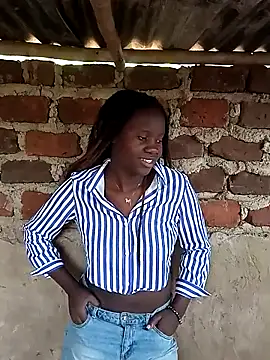 Snapshot of Black_juicy24 chatting on 03-02-25, 09:21 Black juicy24 online show from 03-02-25, 09:21