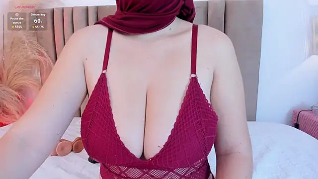 Snapshot of samaara_ chatting on 09-12-25, 11:54 samaara online show from 09-12-25, 11:54