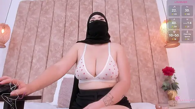 Snapshot of samaara_ chatting on 01-10-26, 06:42 samaara online show from 01-10-26, 06:42