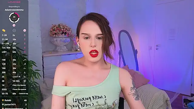  yourFoxy  online show from 01-05-25, 09:48