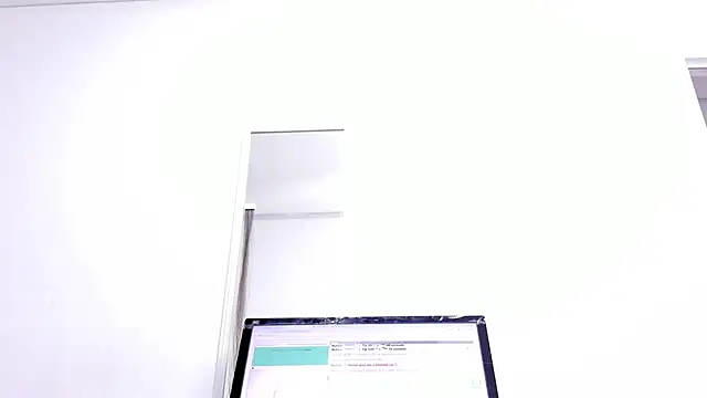 Snapshot of Dalia_20 chatting on 01-26-25, 01:31 Dalia 20 online show from 01-26-25, 01:31