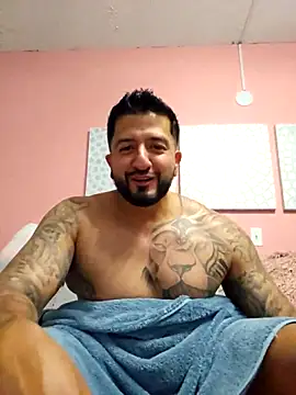 Snapshot of Drake_Smith1 chatting on 10-26-25, 05:02 Drake Smith1 online show from 10-26-25, 05:02