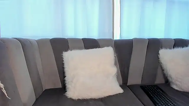 Snapshot of Hanna_fost chatting on 03-15-25, 03:59 Hanna fost online show from 03-15-25, 03:59