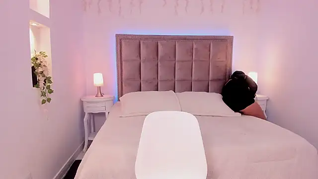 Snapshot of Hanna_fost chatting on 01-11-26, 07:35 Hanna fost online show from 01-11-26, 07:35