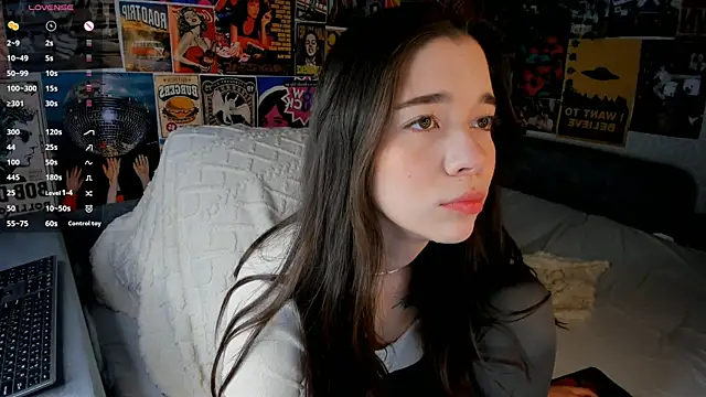 Butterflys1268 online show from 03-21-25, 08:08