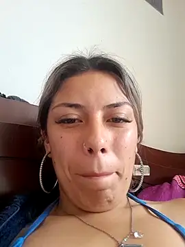 Snapshot of Sweel_Leyva18 chatting on 12-04-24, 05:00 Sweel Leyva18 online show from 12-04-24, 05:00