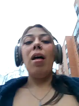 Snapshot of Sweel_Leyva18 chatting on 11-28-25, 10:34 Sweel Leyva18 online show from 11-28-25, 10:34