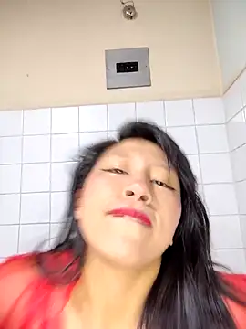 Snapshot of Giviper1 chatting on 10-26-25, 02:39 Giviper1 online show from 10-26-25, 02:39