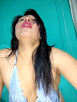 Snapshot of Giviper1 chatting on 01-15-26, 03:44 Giviper1 online show from 01-15-26, 03:44