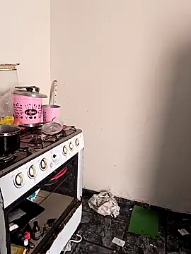 Scarlett-Leh online show from 01-22-25, 12:17