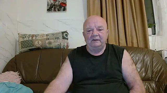 fullballs6 online show from 04-28-26, 02:10