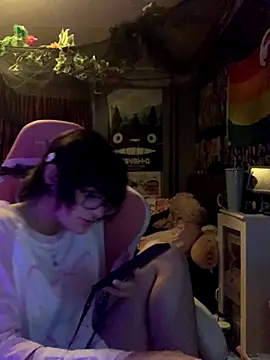 Snapshot of space_g1rl chatting on 11-08-25, 05:23 space g1rl online show from 11-08-25, 05:23