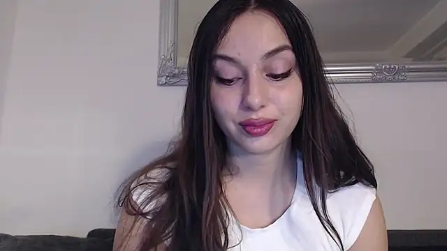 courtneyPerfect online show from 12-13-24, 07:47