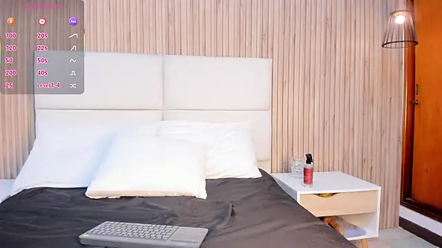 Snapshot of AshleyBelth_ chatting on 03-06-26, 09:33 AshleyBelth online show from 03-06-26, 09:33