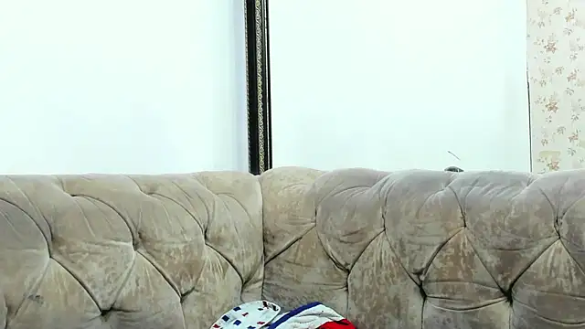 kira mz online show from 03-21-25, 06:18