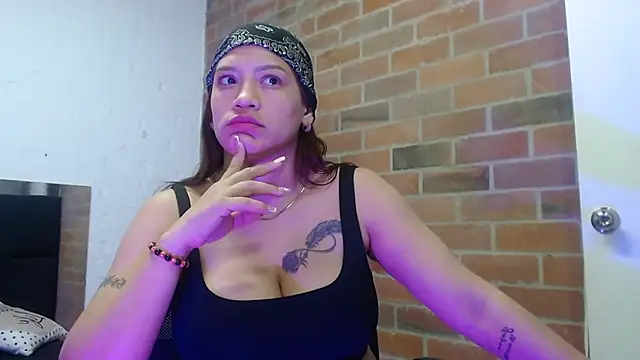 samantha  karolstone online show from 10-29-25, 02:14