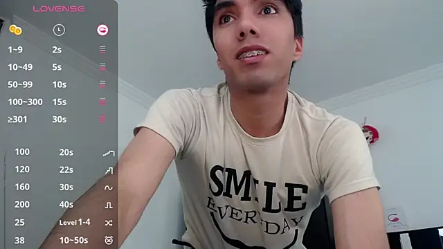 Snapshot of Marcosdfreitas chatting on 10-29-25, 08:43 Marcosdfreitas online show from 10-29-25, 08:43