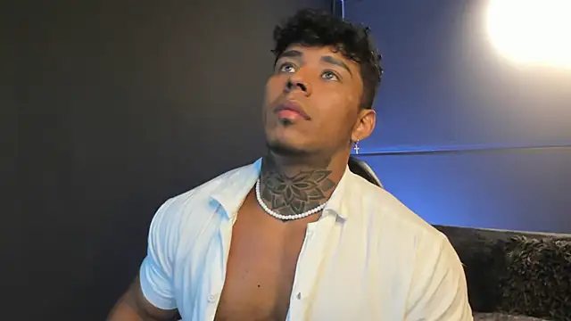 bradley smith online show from 10-26-25, 06:08