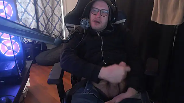 chicostick413 online show from 02-12-26, 01:06