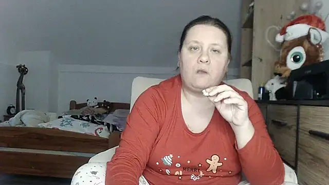 ReifeVenna online show from 12-17-25, 02:56