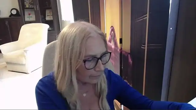 sofia xkiss online show from 07-12-26, 01:35