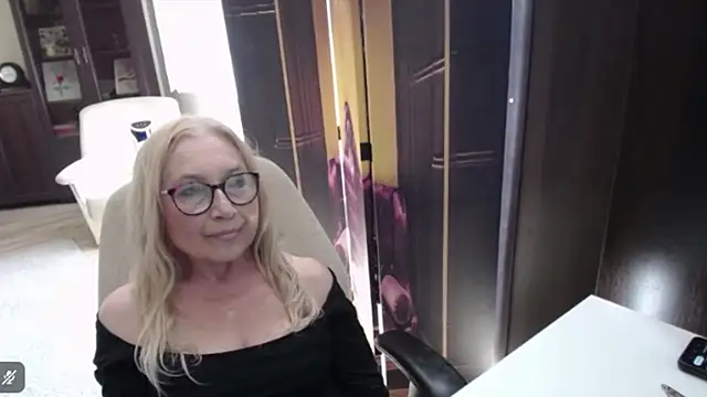 sofia xkiss online show from 07-30-26, 01:43
