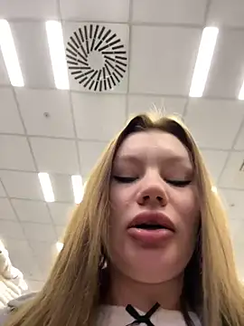 justmila online show from 12-17-24, 02:22