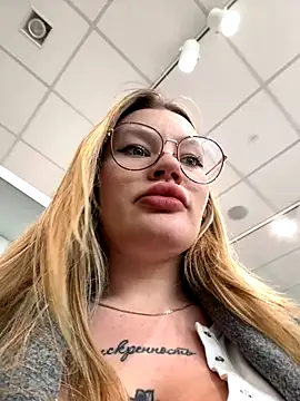 justmila online show from 10-02-25, 10:22