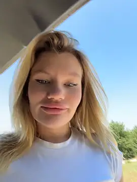 justmila online show from 07-17-26, 10:22