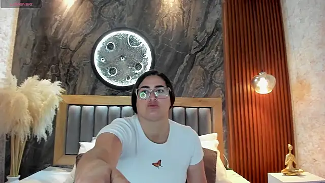 BellaPeers  online show from 06-10-26, 11:31