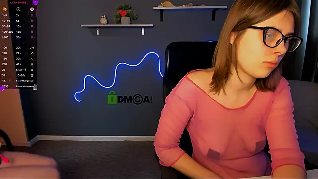 Snapshot of juli_kisss chatting on 03-20-25, 05:24 juli kisss online show from 03-20-25, 05:24