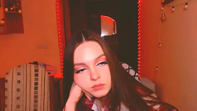 Snapshot of miss_merciless_ chatting on 12-18-24, 09:18 miss merciless online show from 12-18-24, 09:18