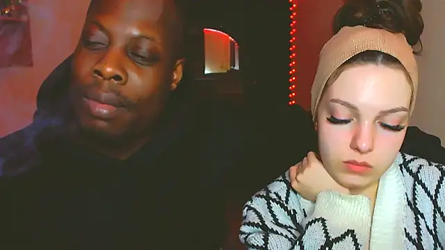 Snapshot of miss_merciless_ chatting on 02-22-25, 10:20 miss merciless online show from 02-22-25, 10:20