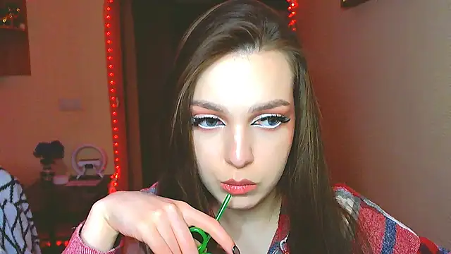 Snapshot of miss_merciless_ chatting on 03-15-25, 06:10 miss merciless online show from 03-15-25, 06:10