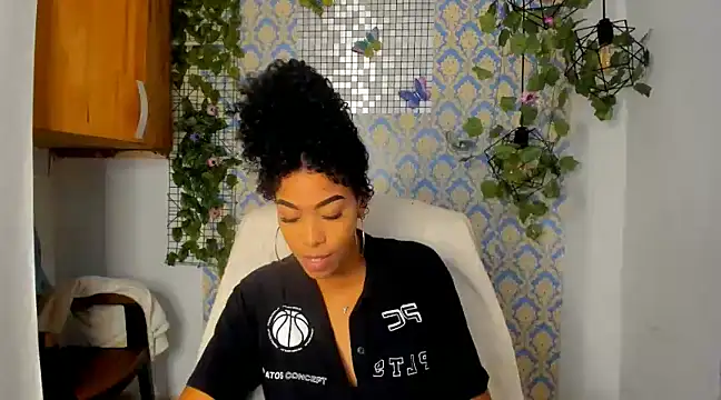 sasha fox00 online show from 01-10-25, 06:49