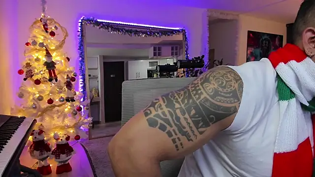 aaroncolombia online show from 12-07-24, 09:17