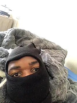 Snapshot of kinglorad chatting on 10-28-25, 11:36 kinglorad online show from 10-28-25, 11:36