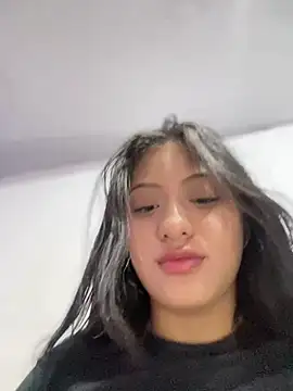 Estefanii- online show from 02-27-25, 08:17