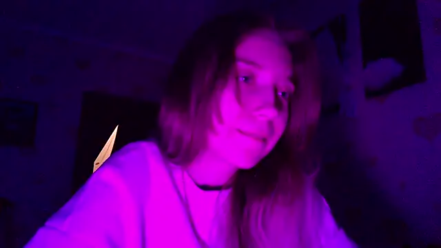 qwolll online show from 03-14-25, 05:35