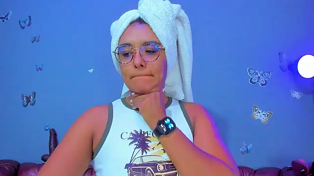 Kaira mosse online show from 04-29-26, 11:47