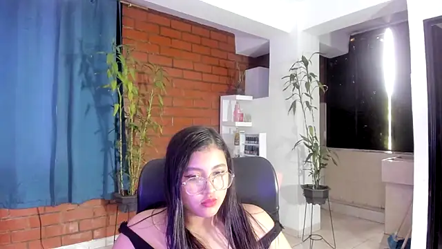 TEE DIRTY SQUIRT online show from 11-19-25, 04:40