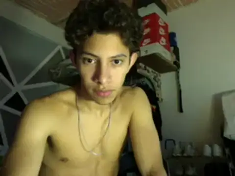 Snapshot of ferchitibellako chatting on 11-27-25, 05:31 ferchitibellako online show from 11-27-25, 05:31