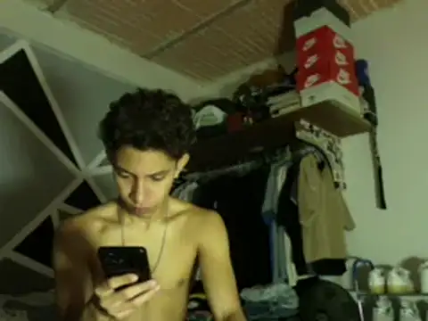 Snapshot of ferchitibellako chatting on 01-10-26, 08:10 ferchitibellako online show from 01-10-26, 08:10