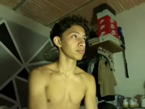 Snapshot of ferchitibellako chatting on 01-13-26, 04:29 ferchitibellako online show from 01-13-26, 04:29