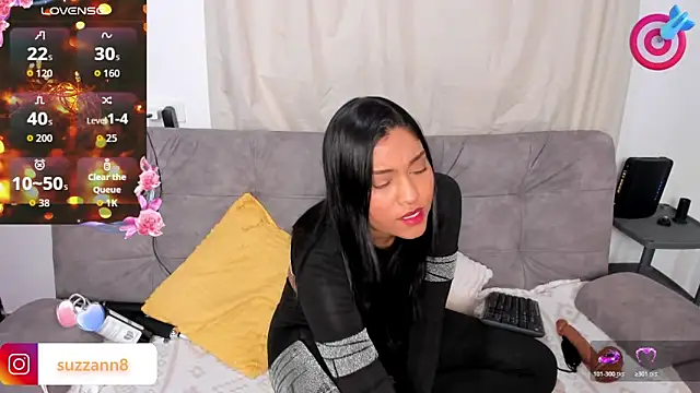 AnneteLynch online show from 12-22-25, 10:07