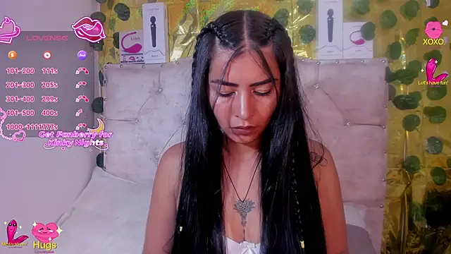 cristalconnorr online show from 04-10-26, 04:23