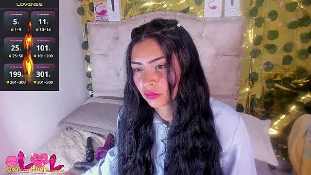 Snapshot of cristalconnorr chatting on 05-08-26, 02:44 cristalconnorr online show from 05-08-26, 02:44